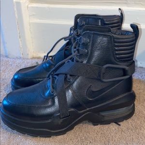 Nike Boots